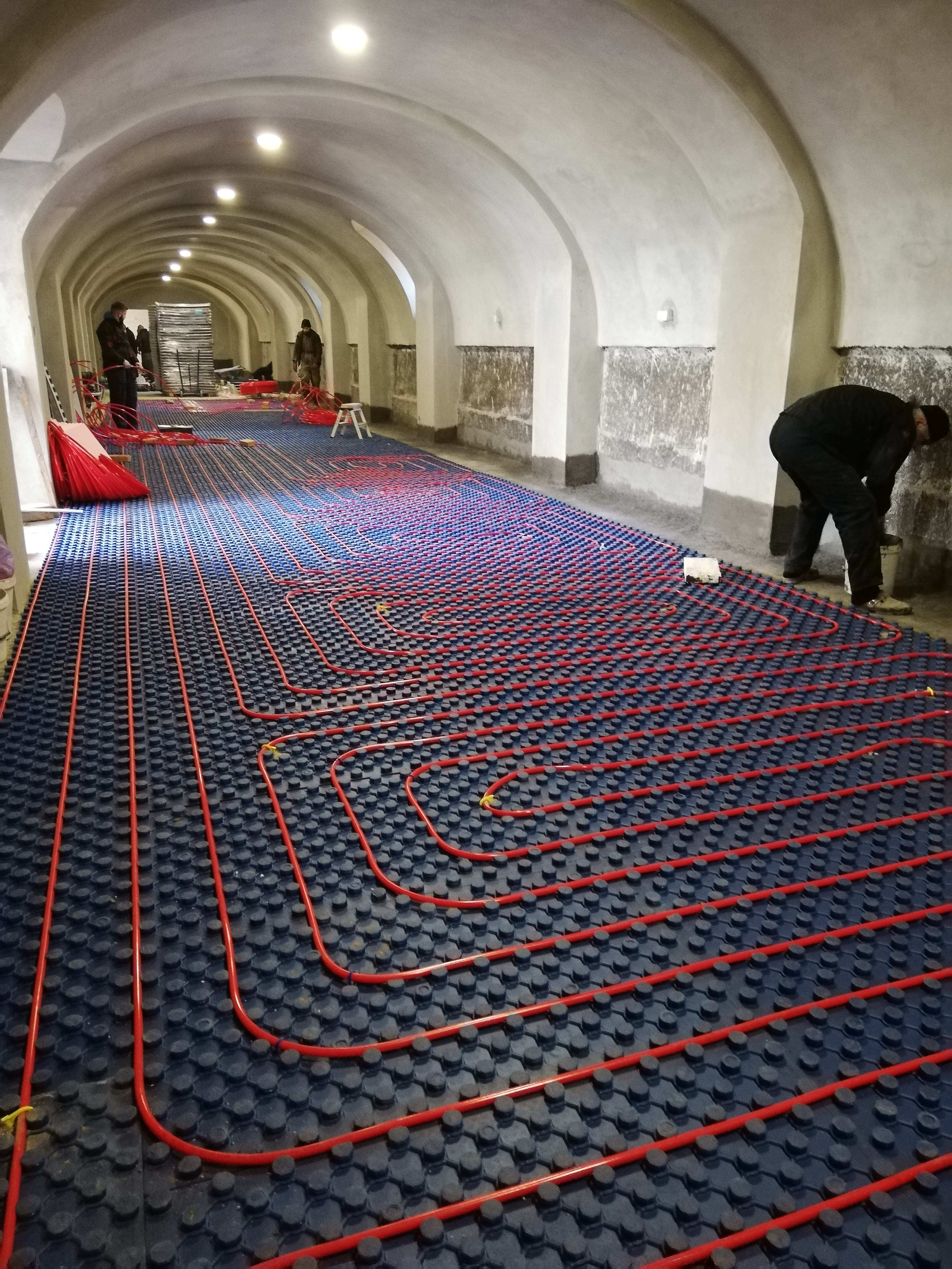 Подно грејање у трпезарији Манастира Кувеждин 2022. године